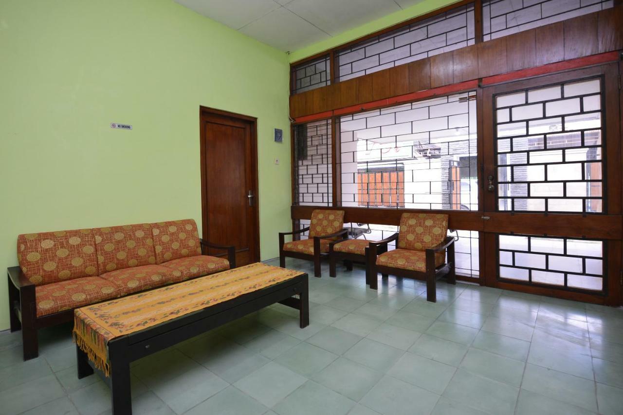 Super Oyo 1046 Omah Pathok Yogyakarta Exterior foto